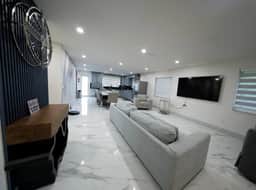 Upscale 3BR/3BA Waterfront Apt /Sleep 7 - Image 4